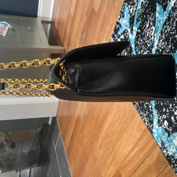 Chanel Black Quilted Leather Chic With Me Flap Bag - Picture 9 of 16